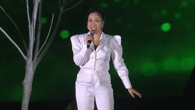 Hương Ngọc Lan & Khúc Giao Mùa - Mỹ Linh || Heineken Countdown 2022