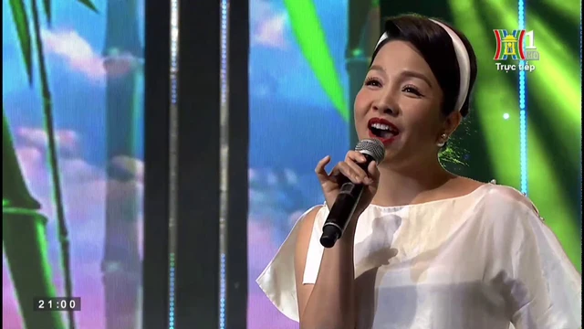 Mỹ Linh - Em Đi Giữa Biển Vàng (Bùi Đình Thảo)