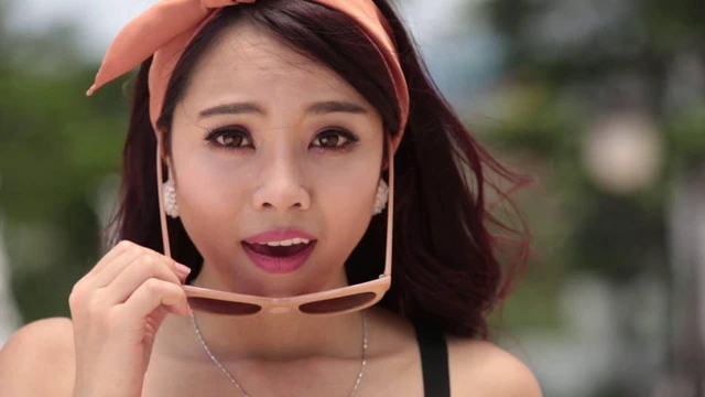 Những Điều Nhỏ Nhoi - Mai Diệu Ly