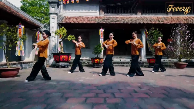 Con Còn Có Mẹ | Hồng Quyên