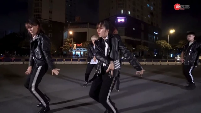 Vắng Em Một Ngày - Ca sĩ Freaky, Ryan, CM1X