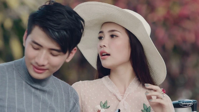 Chiều Sân Ga - Cao Hoàng Nghi Official MV