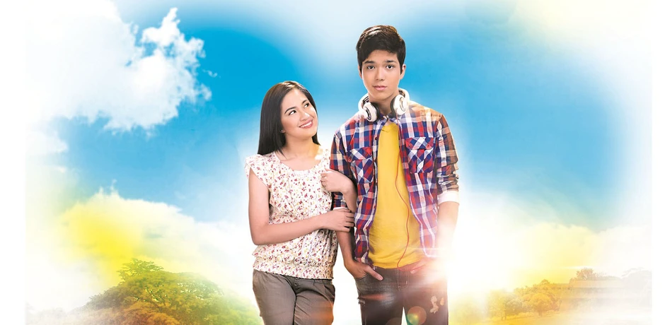 Trời xanh nắng vàng