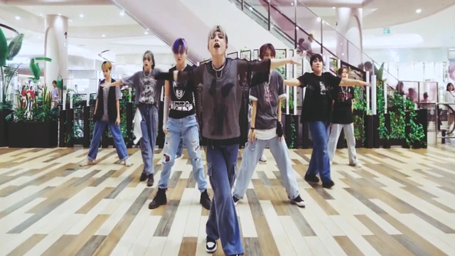 Vietnamese ♫ HeeTee - DAK