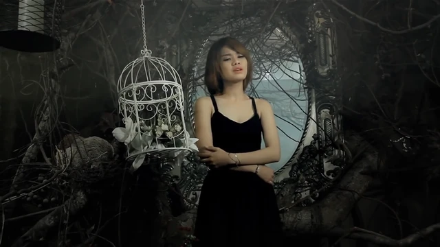 Em Thật May Mắn | Lyna Thùy Linh