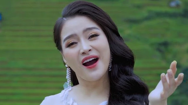 Bài Ca Hy Vọng-Đinh Trang