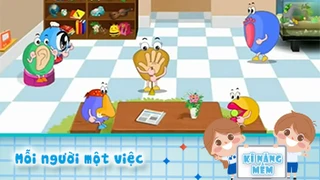 Mỗi người một việc